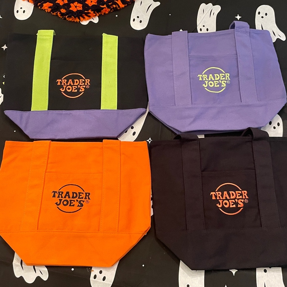 Trader Joe's Halloween Tote Bag Set